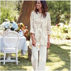 Soft Surroundings Floral Beige Women's Top